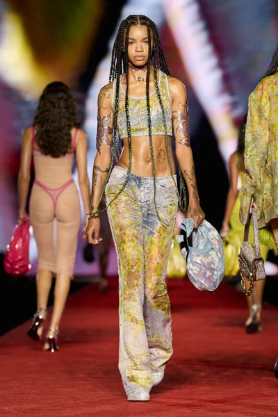 Look 53